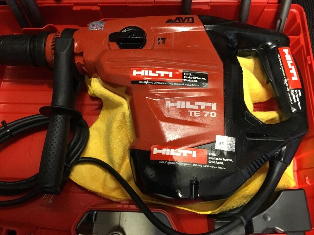 HILTI TE 70 AVR, PREOWNED, FREE LASER METER, BITS , CHISELS