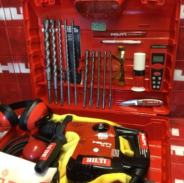 HILTI 30 ROTARY HAMMER, PREOWNED, EXCELLENT CONDITION