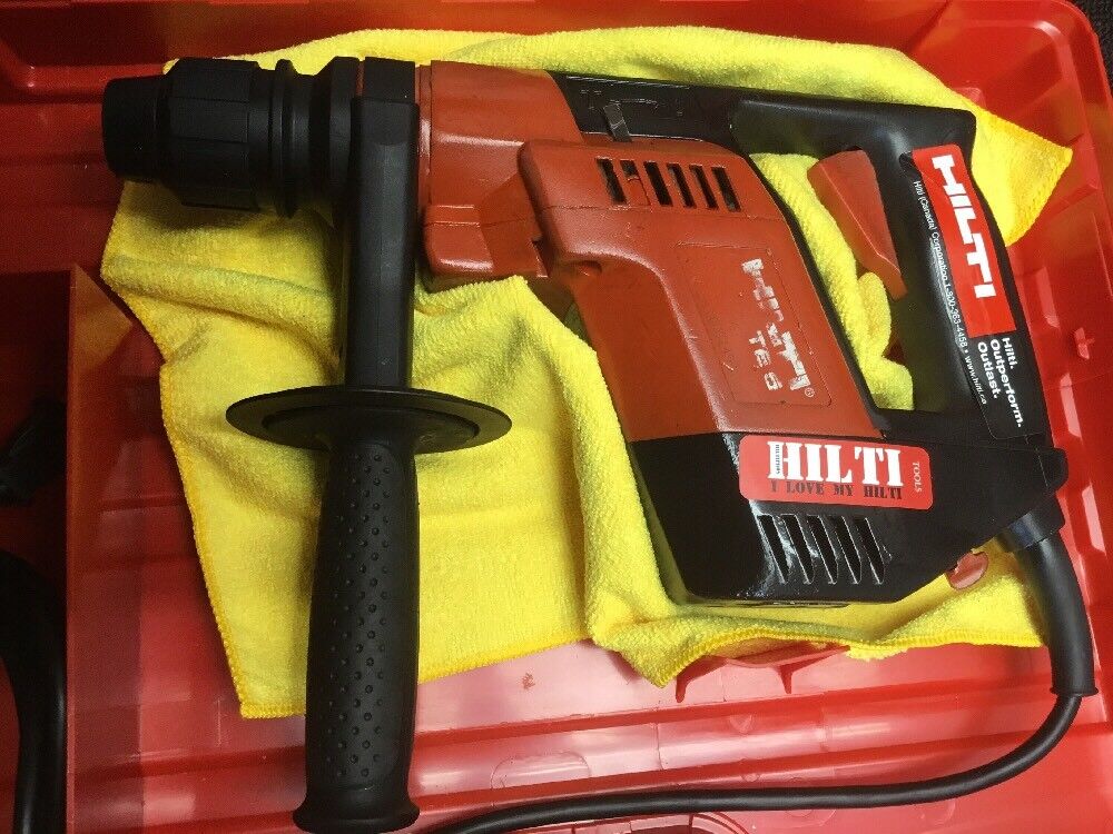 HILTI TE 5 PREOWNED, FREE BLUETOOTH SPEAKER, REINFORCED HANDLE, BITS