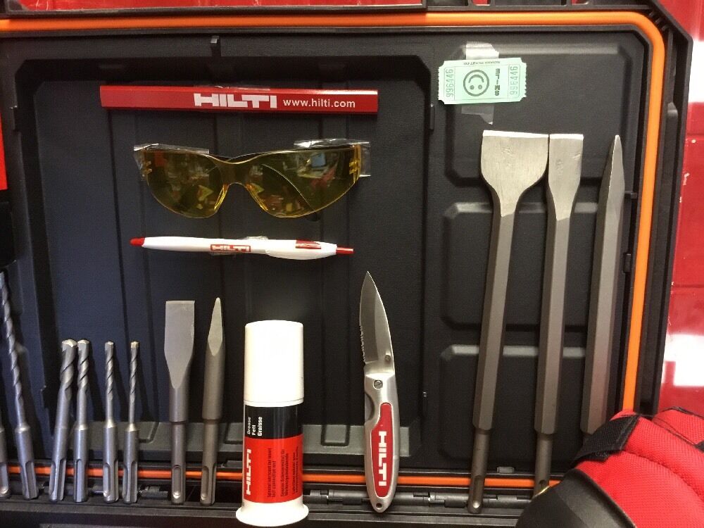 HILTI TE 30-C AVR, PREOWNED, STRONG, FREE DRILLS & CHISELS