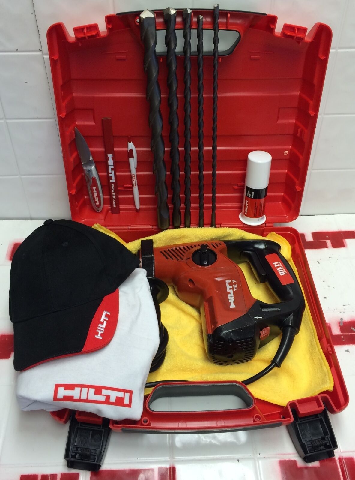 HILTI TE 7, EXCELLENT CONDITION, FREE HILTI ITEMS, BITS