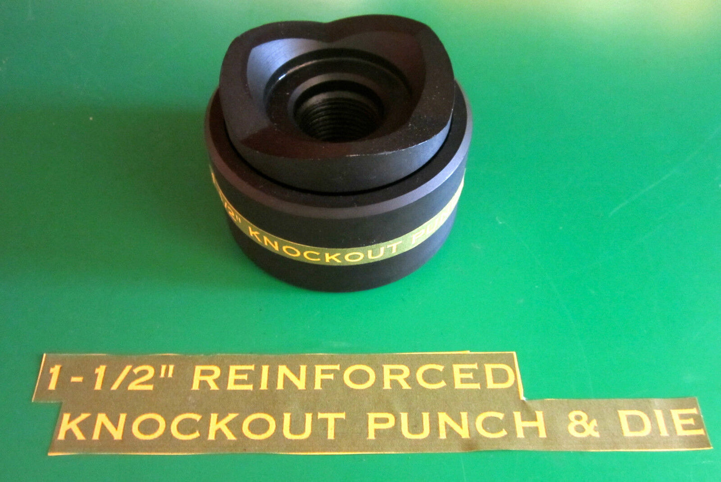 GREENLEE  STYLE  1-1/2 "CONDUIT KNOCKOUT PUNCH