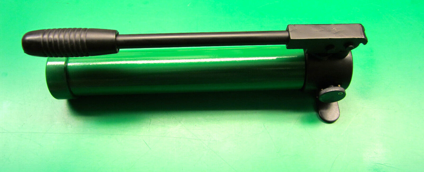 GREENLEE 767 HYDRAULIC STYLE HAND PUMP, BRAND NEW