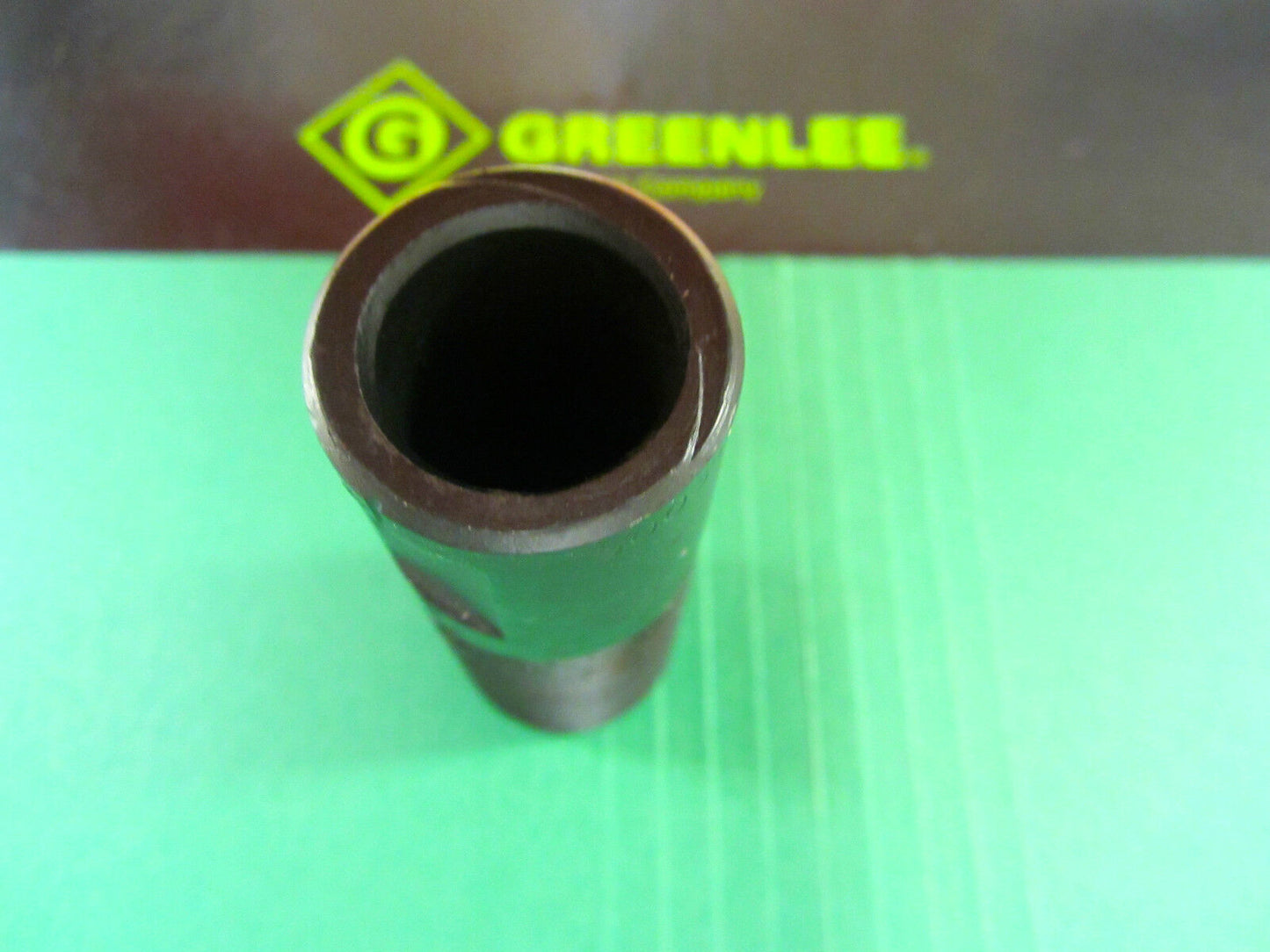 GREENLEE  1557AA Draw Stud 1-1/8" x 3",USED